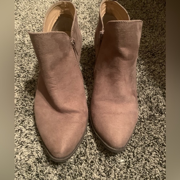 American Eagle Outfitters Shoes - American Eagle ankle boots. #3